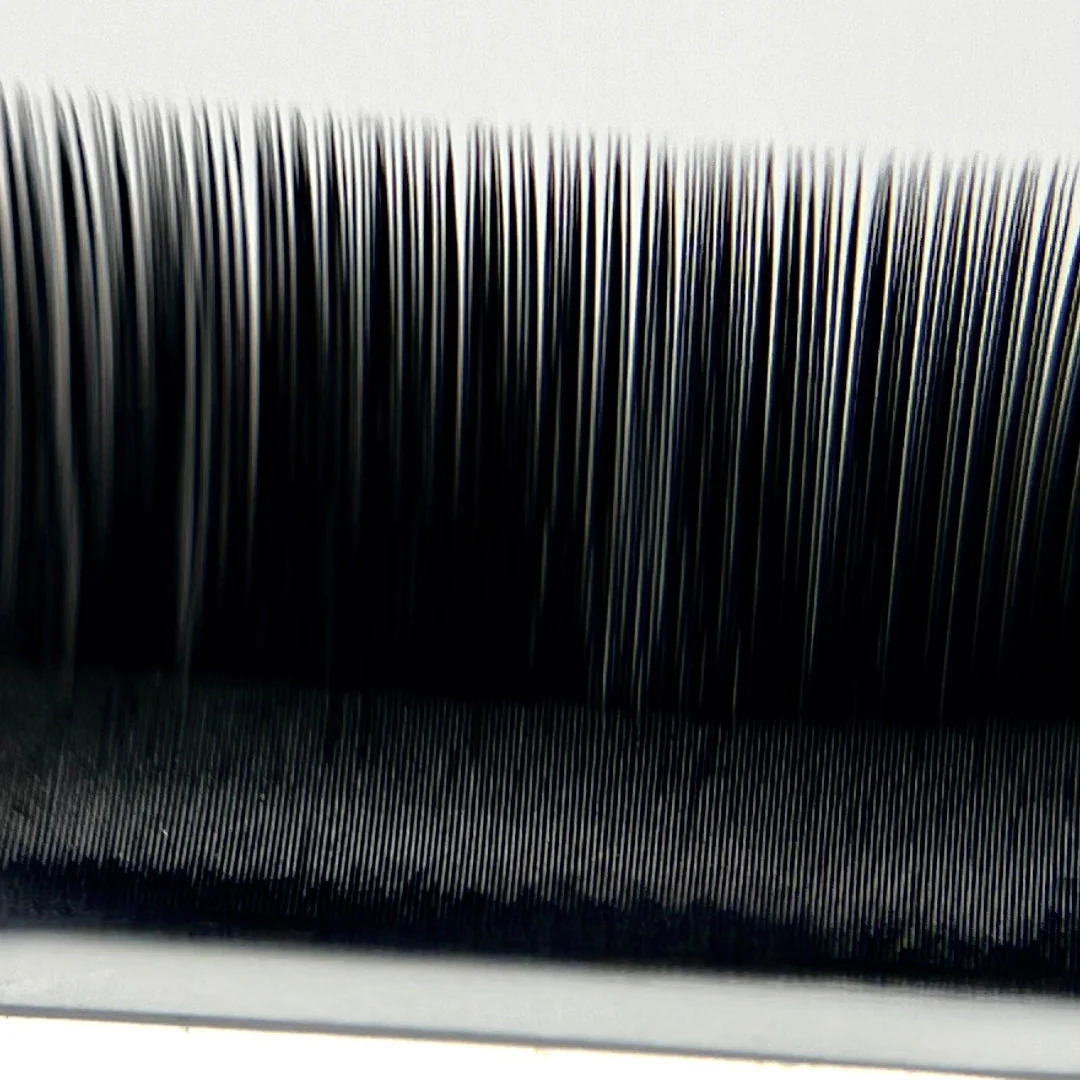 ICONIC 24 lines Black Lashes – Obrázok 3